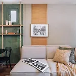Bolia - 2 Bedroom And Terrace In Eixample Esquerra