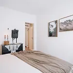 Bolia - 2 Bedroom And Terrace In Eixample Esquerra