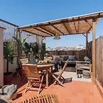 Bolia - 2 Bedroom And Terrace In Eixample Esquerra