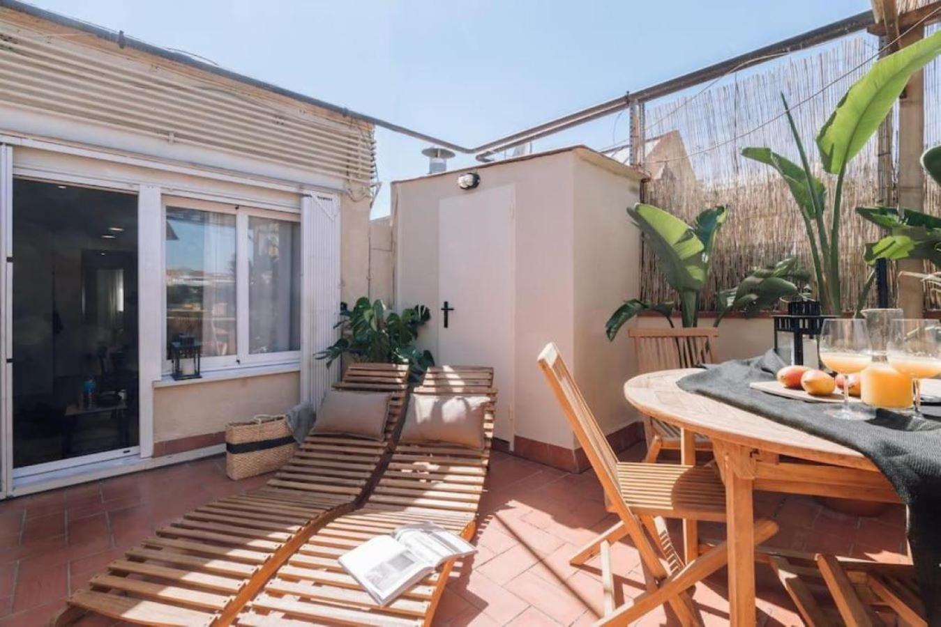 Bolia - 2 Bedroom And Terrace In Eixample Esquerra *
