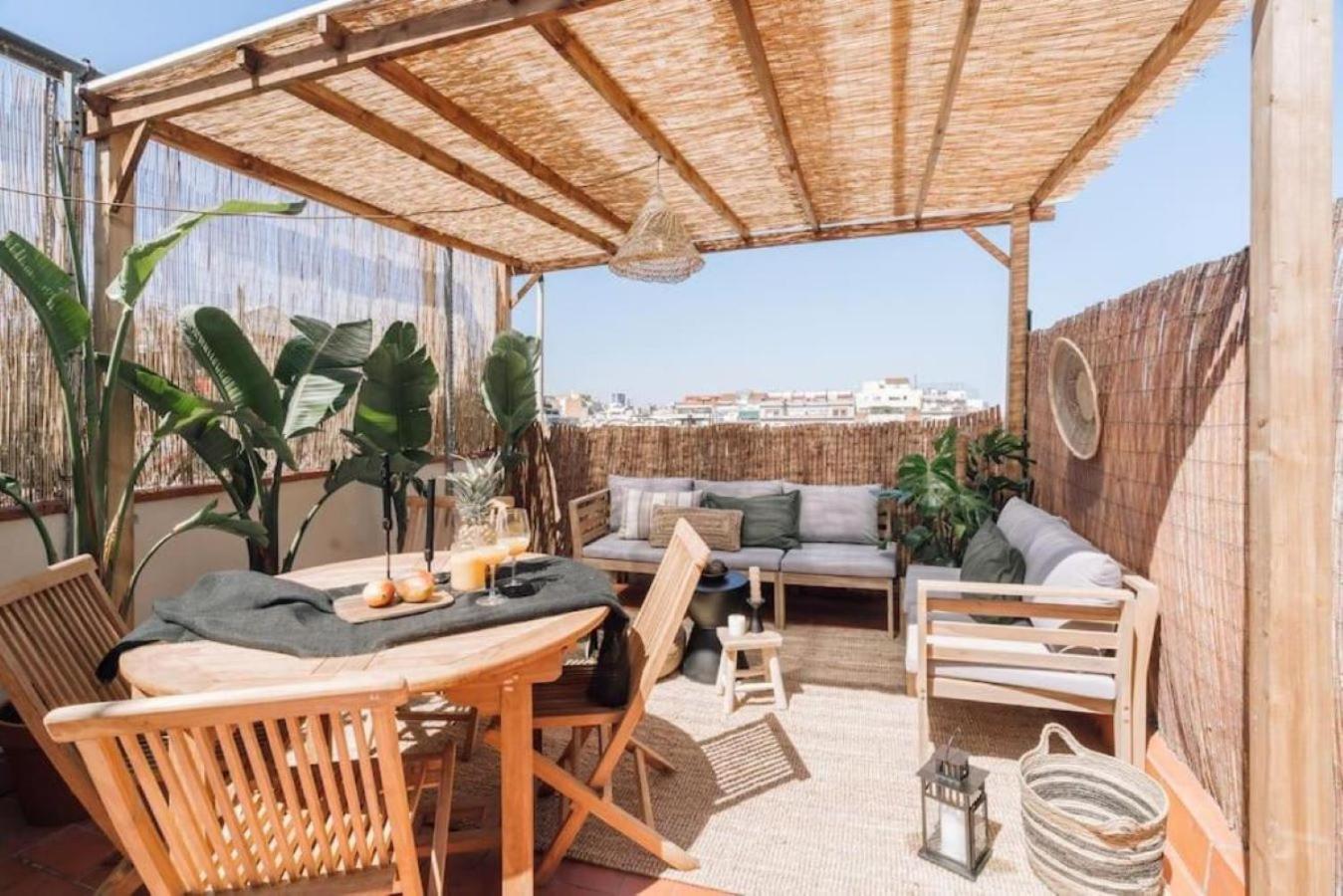 Apartment Bolia - 2 Bedroom And Terrace In Eixample Esquerra *